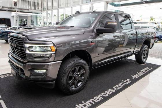 RAM 2500 6.7 I6 TURBO DIESEL LARAMIE NIGHT EDITION CD 4X4 AUTOMÁTICO